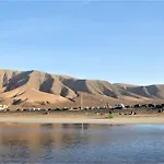 Canaryislandshost L Surfer Apartman Famara
