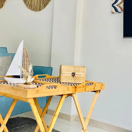 Canaryislandshost L Surfer Apartment